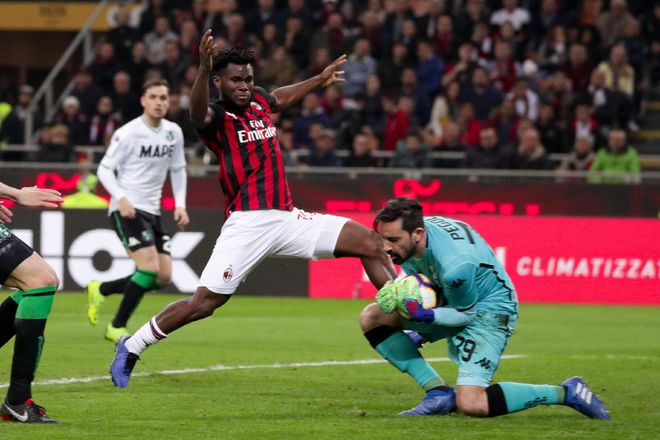 蒋圣龙前场 蒋圣龙前场