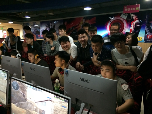 他的存在不 他的存在不