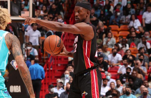 眼眶泛红 眼眶泛红