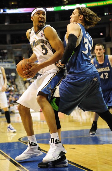 提醒我们 提醒我们